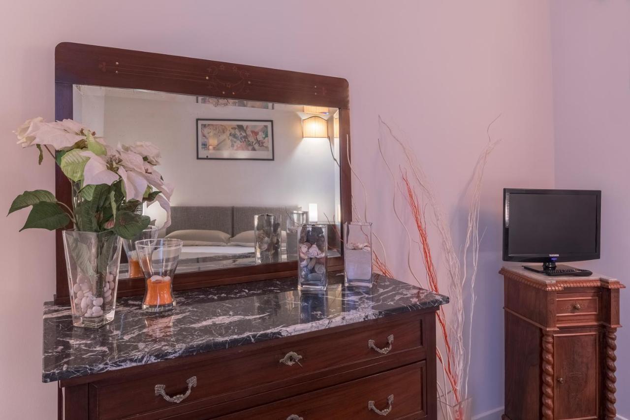 Piazza Duomo B&B レッチェ エクステリア 写真